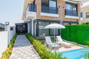 Port Lara Villas